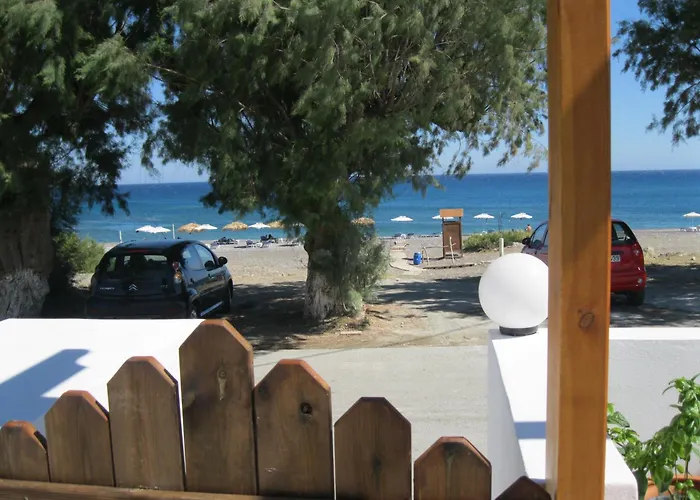 Апартаменты Seaside Kirania