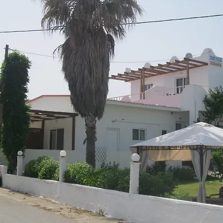 Seaside Studios Kirania Apartment