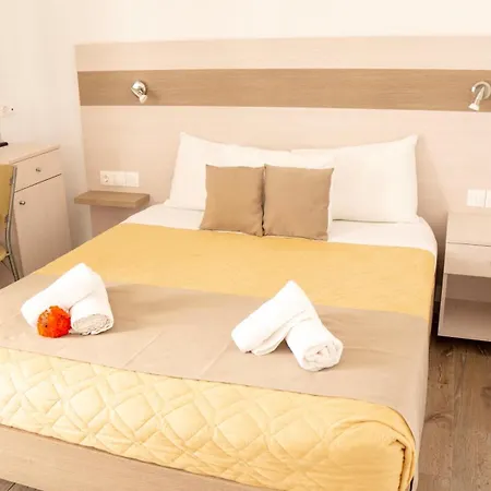 Apartment Seaside Studios Kirania *